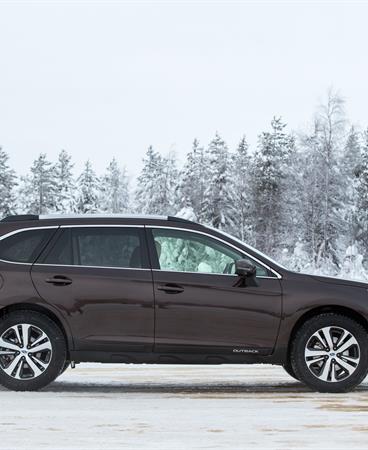 SUBARU_OUTBACK-4-hr